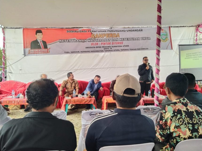 Sosialisasi Peraturan Perundang-undangan Ranperda Ketentraman Masyarakat dan Ketertiban Umum di Kecamatan Borbor