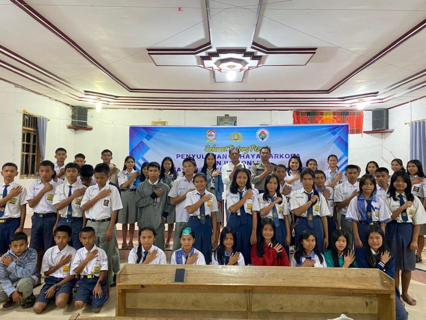 PENYULUHAN BAHAYA NARKOBA DAN JUDOL : ANCAMAN BAGI GENERASI MUDA PENYULUHAN BAHAYA NARKOBA DAN JUDOL : ANCAMAN BAGI GENERASI MUDA